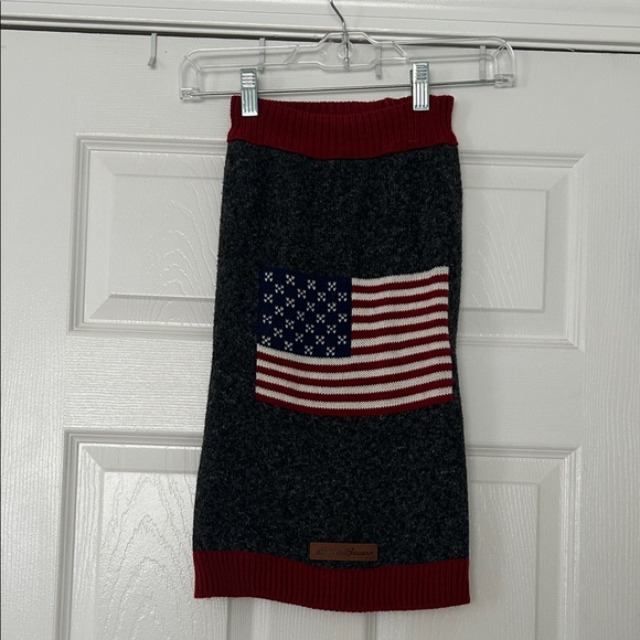 Eddie Bauer Other - Eddie Bauer Dog sweater Charcoal Knit with American Flag & Red Trim size Large